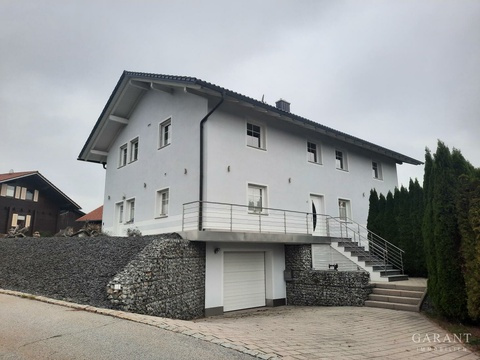 Einfamilienhaus kaufen in Witzmannsberg, mit Garage, 733 m² Grundstück, 195 m² Wohnfläche, 7 Zimmer
