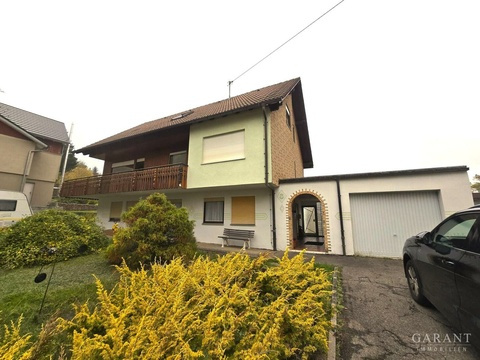 Zweifamilienhaus kaufen in Loßburg, mit Garage, 776 m² Grundstück, 189 m² Wohnfläche, 7 Zimmer