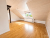 Dachgeschosswohnung kaufen in Gröbenzell, 58 m² Wohnfläche, 2,5 Zimmer