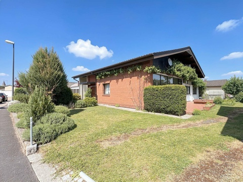 Einfamilienhaus kaufen in Mühlacker, mit Garage, 479 m² Grundstück, 215,82 m² Wohnfläche, 6 Zimmer