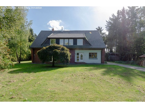 Einfamilienhaus kaufen in Meppen, 28.860 m² Grundstück, 247 m² Wohnfläche, 11 Zimmer