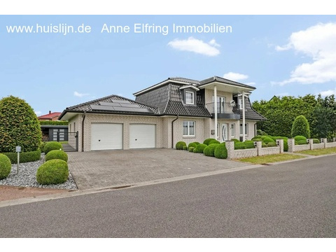 Einfamilienhaus kaufen in Lahn, 816 m² Grundstück, 180 m² Wohnfläche, 5 Zimmer