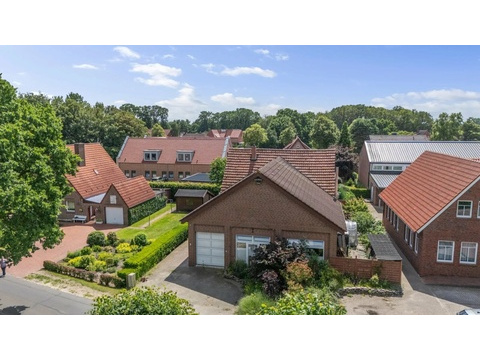 Haus kaufen in Dersum, 542 m² Grundstück, 234 m² Wohnfläche, 5 Zimmer