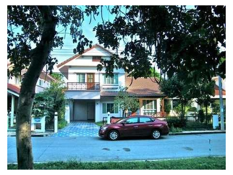 Villa kaufen in Nakhon Ratchasima, 268 m² Grundstück, 130 m² Wohnfläche, 4 Zimmer