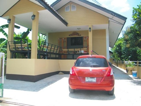 Haus mieten in Nakhon Ratchasima, mit Stellplatz, 280 m² Grundstück, 150 m² Wohnfläche, 6 Zimmer