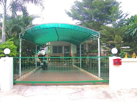 Haus mieten in Nakhon Ratchasima, mit Stellplatz, 320 m² Grundstück, 150 m² Wohnfläche, 4 Zimmer