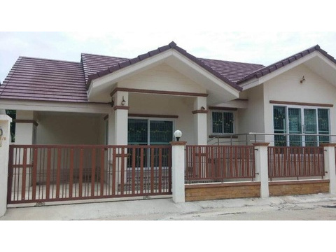 Villa mieten in Nakhon Ratchasima, mit Stellplatz, 220 m² Grundstück, 120 m² Wohnfläche, 3 Zimmer