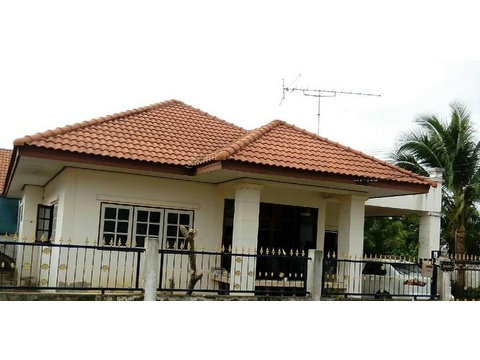 Einfamilienhaus mieten in Nakhon Ratchasima, mit Stellplatz, 300 m² Grundstück, 90 m² Wohnfläche, 4 Zimmer