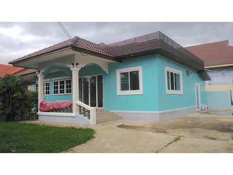 Einfamilienhaus mieten in Nakhon Ratchasima, mit Stellplatz, 300 m² Grundstück, 90 m² Wohnfläche, 3 Zimmer