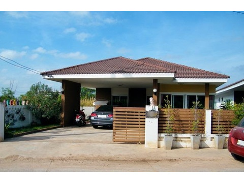 Einfamilienhaus kaufen in Nakhon Ratchasima, mit Stellplatz, 304 m² Grundstück, 85 m² Wohnfläche, 4 Zimmer