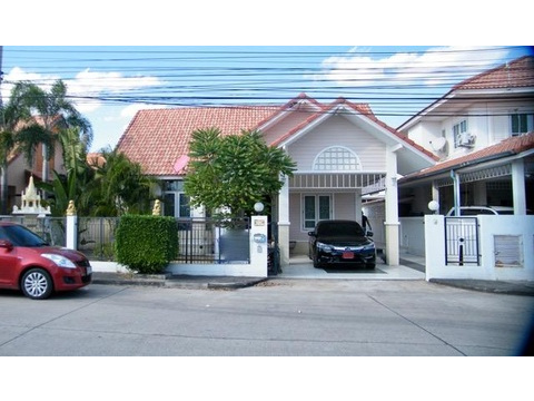 Einfamilienhaus kaufen in Nakhon Ratchasima, mit Stellplatz, 256 m² Grundstück, 90 m² Wohnfläche, 4 Zimmer