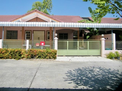 Einfamilienhaus mieten in Nakhon Ratchasima, mit Stellplatz, 200 m² Grundstück, 90 m² Wohnfläche, 4 Zimmer