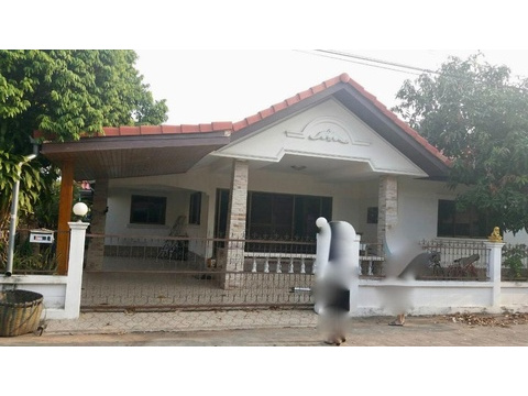 Einfamilienhaus kaufen in Nakhon Ratchasima, mit Stellplatz, 216 m² Grundstück, 100 m² Wohnfläche, 4 Zimmer