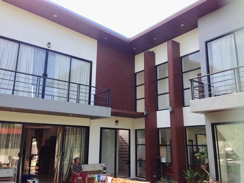 Villa kaufen, 2.400 m² Grundstück, 320 m² Wohnfläche, 5 Zimmer