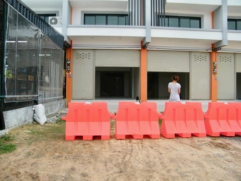 Reihenendhaus mieten in Nakhon Ratchasima, 120 m² Grundstück, 120 m² Wohnfläche, 3 Zimmer