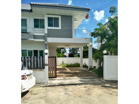 Villa kaufen in Nakhon Ratchasima, mit Stellplatz, 200 m² Grundstück, 150 m² Wohnfläche, 4 Zimmer