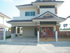 Villa mieten in Nakhon Ratchasima, mit Stellplatz, 240 m² Grundstück, 180 m² Wohnfläche, 4 Zimmer
