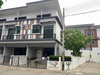 Reihenhaus mieten in Nakhon Ratchasima, mit Stellplatz, 72 m² Grundstück, 110 m² Wohnfläche, 4 Zimmer