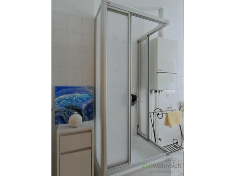 Dusche im Bad