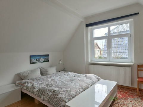 Blick ins Schlafzimmer