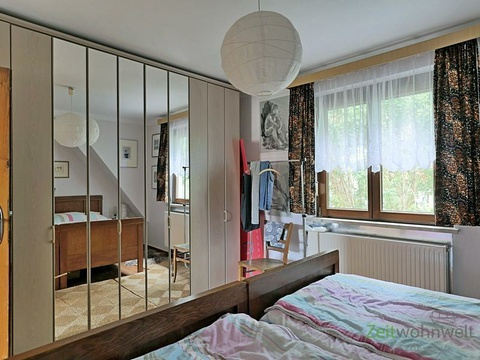 verspiegelter Kleiderschrank