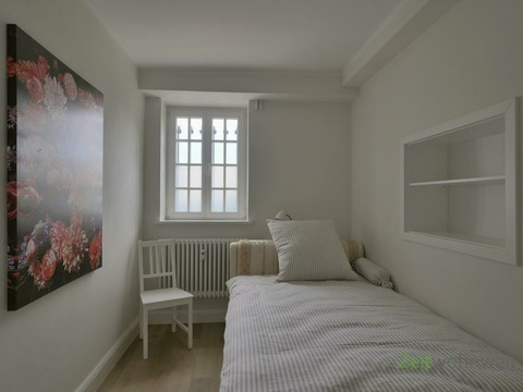 Blick ins Schlafzimmer