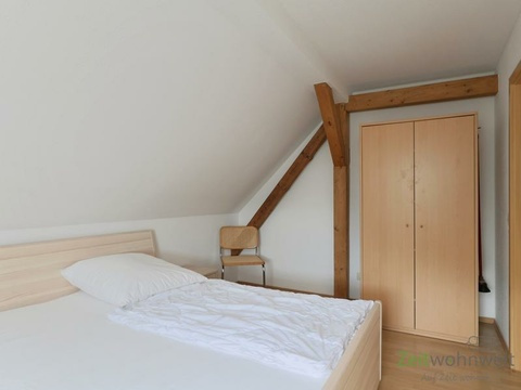 Kleiderschrank