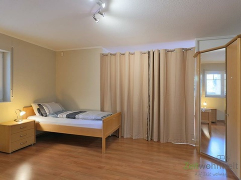 Blick zum rechten Bett