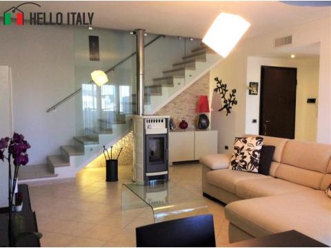 Etagenwohnung kaufen in Assemini, 180 m² Wohnfläche, 4 Zimmer