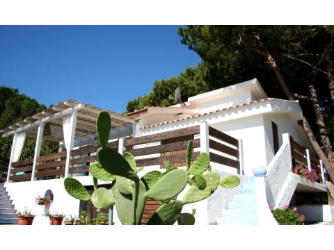 Villa kaufen in Porto Pino, 190 m² Grundstück, 190 m² Wohnfläche, 6 Zimmer