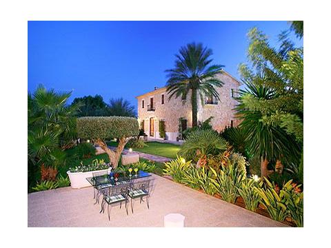 Villa kaufen in Denia, 20.000 m² Grundstück, 882 m² Wohnfläche, 17 Zimmer