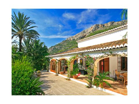 Villa kaufen in Xàbia, 20.000 m² Grundstück, 400 m² Wohnfläche, 13 Zimmer