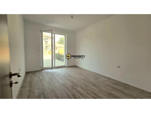 Erdgeschosswohnung kaufen in Warna, mit Stellplatz, 62 m² Wohnfläche, 2 Zimmer