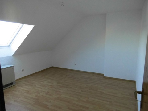 Dachgeschosswohnung mieten in Essen, 78 m² Wohnfläche, 3 Zimmer