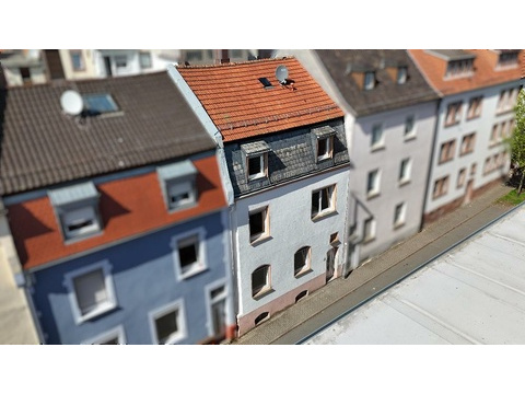 Reihenhaus kaufen in Pirmasens, 160 m² Grundstück, 181 m² Wohnfläche, 7 Zimmer