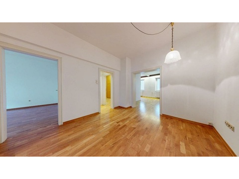 Mehrfamilienhaus kaufen in Pirmasens, 135 m² Grundstück, 312 m² Wohnfläche, 8 Zimmer