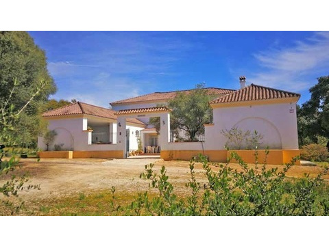 Haus kaufen in Arcos de la Frontera, 130.000 m² Grundstück, 500 m² Wohnfläche, 9 Zimmer