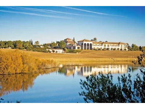 Haus kaufen in Sevilla, 5.060.000 m² Grundstück, 4.500 m² Wohnfläche, 25 Zimmer