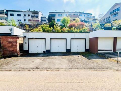 Einfamilienhaus kaufen in Stuttgart, mit Garage, 452 m² Grundstück, 231 m² Wohnfläche, 11 Zimmer