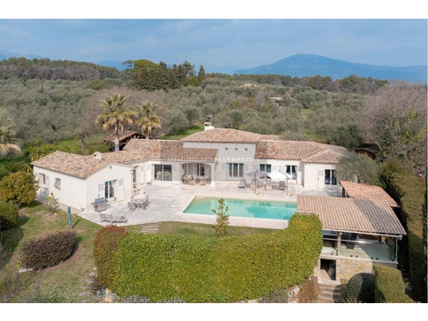 Villa kaufen in Opio, 5.000 m² Grundstück, 285 m² Wohnfläche, 6 Zimmer