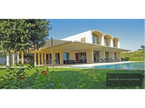 Villa kaufen in Felanitx, 17.000 m² Grundstück, 460 m² Wohnfläche, 6 Zimmer