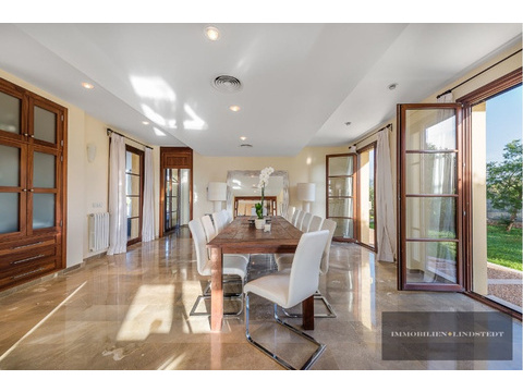 Villa kaufen in Marratxí, 2.140 m² Grundstück, 458 m² Wohnfläche, 5 Zimmer