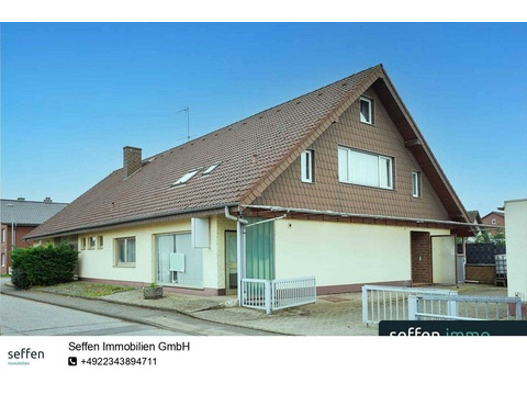 Mehrfamilienhaus kaufen in Bedburg, 679 m² Grundstück, 239 m² Wohnfläche, 6 Zimmer