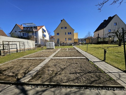 Mehrfamilienhaus kaufen in Göttingen, 1.018 m² Grundstück, 260 m² Wohnfläche, 9 Zimmer