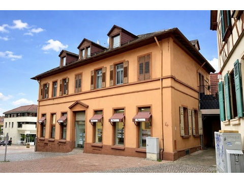 Etagenwohnung kaufen in Wiesloch, 245 m² Wohnfläche, 8 Zimmer