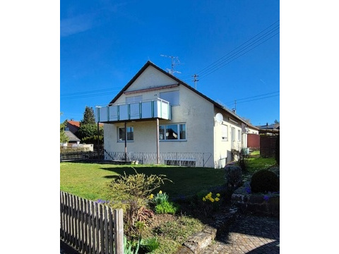 Einfamilienhaus kaufen in Schwäbisch Gmünd, 463 m² Grundstück, 178 m² Wohnfläche, 8 Zimmer