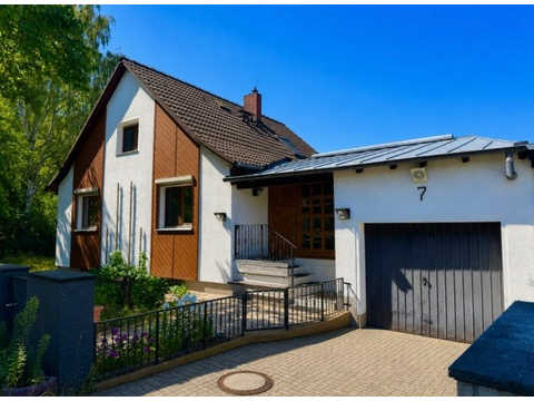 Einfamilienhaus kaufen in Berlin, 675 m² Grundstück, 136 m² Wohnfläche, 5 Zimmer