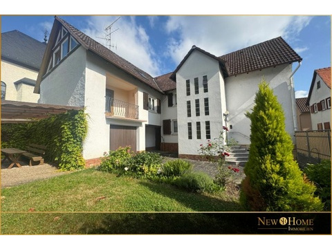 Einfamilienhaus kaufen in Ober-Mörlen, 242 m² Grundstück, 173 m² Wohnfläche, 7 Zimmer
