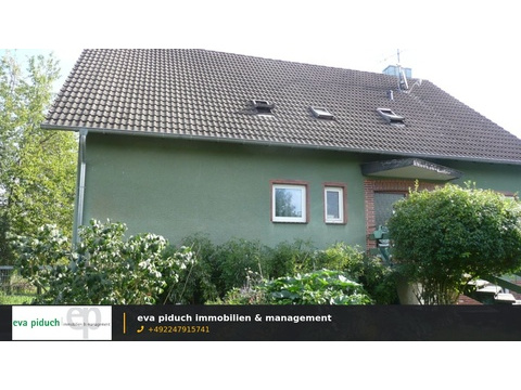 Mehrfamilienhaus kaufen in Windeck, 867 m² Grundstück, 290,26 m² Wohnfläche, 10 Zimmer