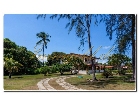 Haus kaufen, 13.000 m² Grundstück, 500 m² Wohnfläche, 10 Zimmer